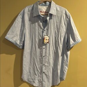 Robert Graham - Men's Light Blue with Skull Short Sleeve Shirt